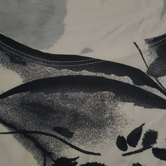 Cache bodysuit - Picture 5 of 6